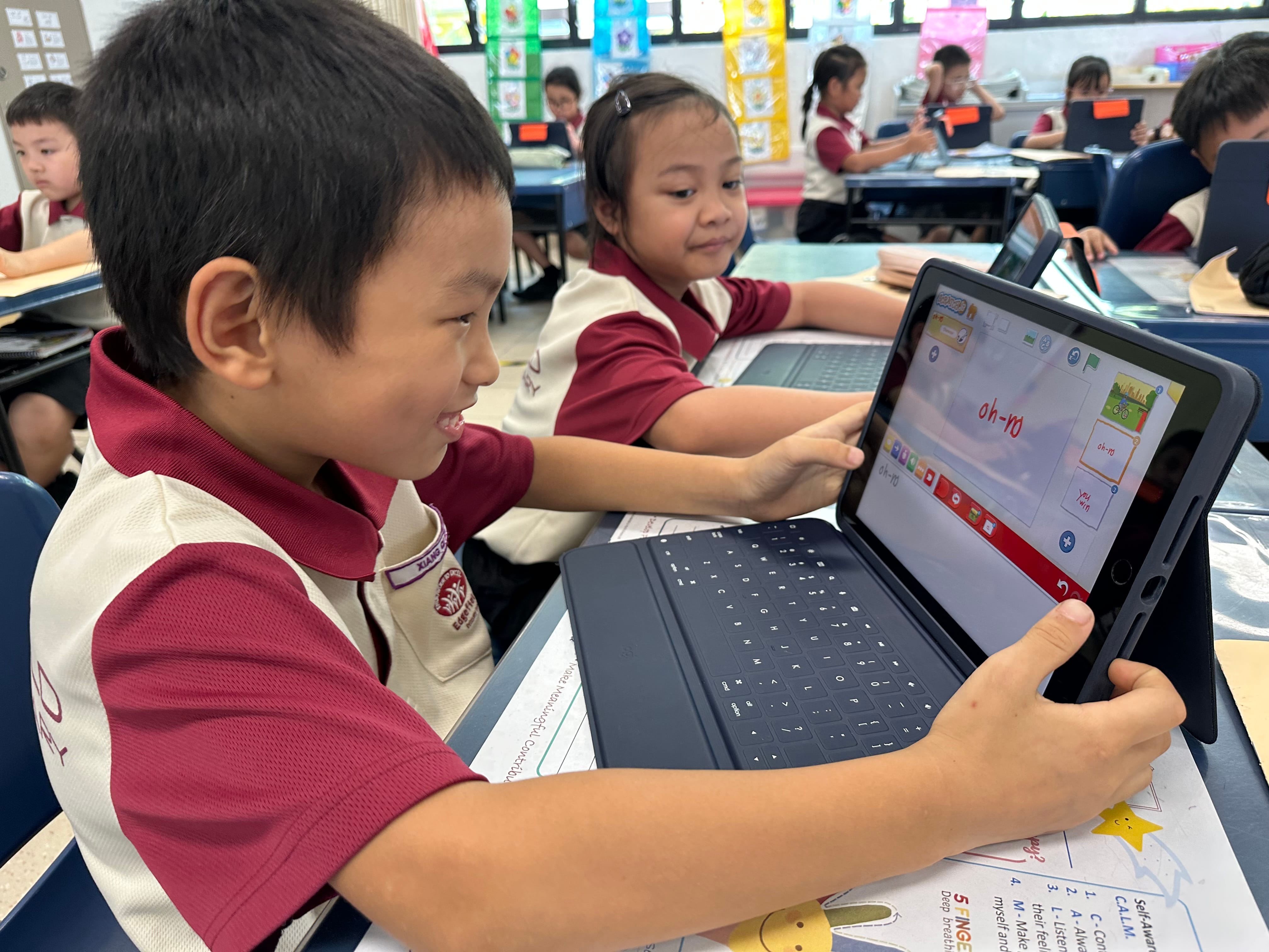 Bringing ideas to life! A student explores block-based coding on ScratchJr, building creativity, computational thinking and problem-solving skills—one block at a time.